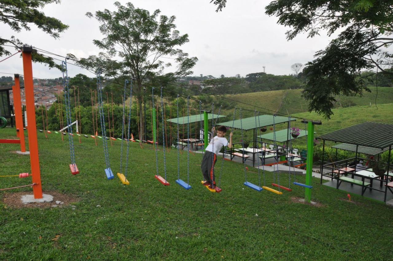 Hotel Glamping - Calochorno Alcalá Zewnętrze zdjęcie
